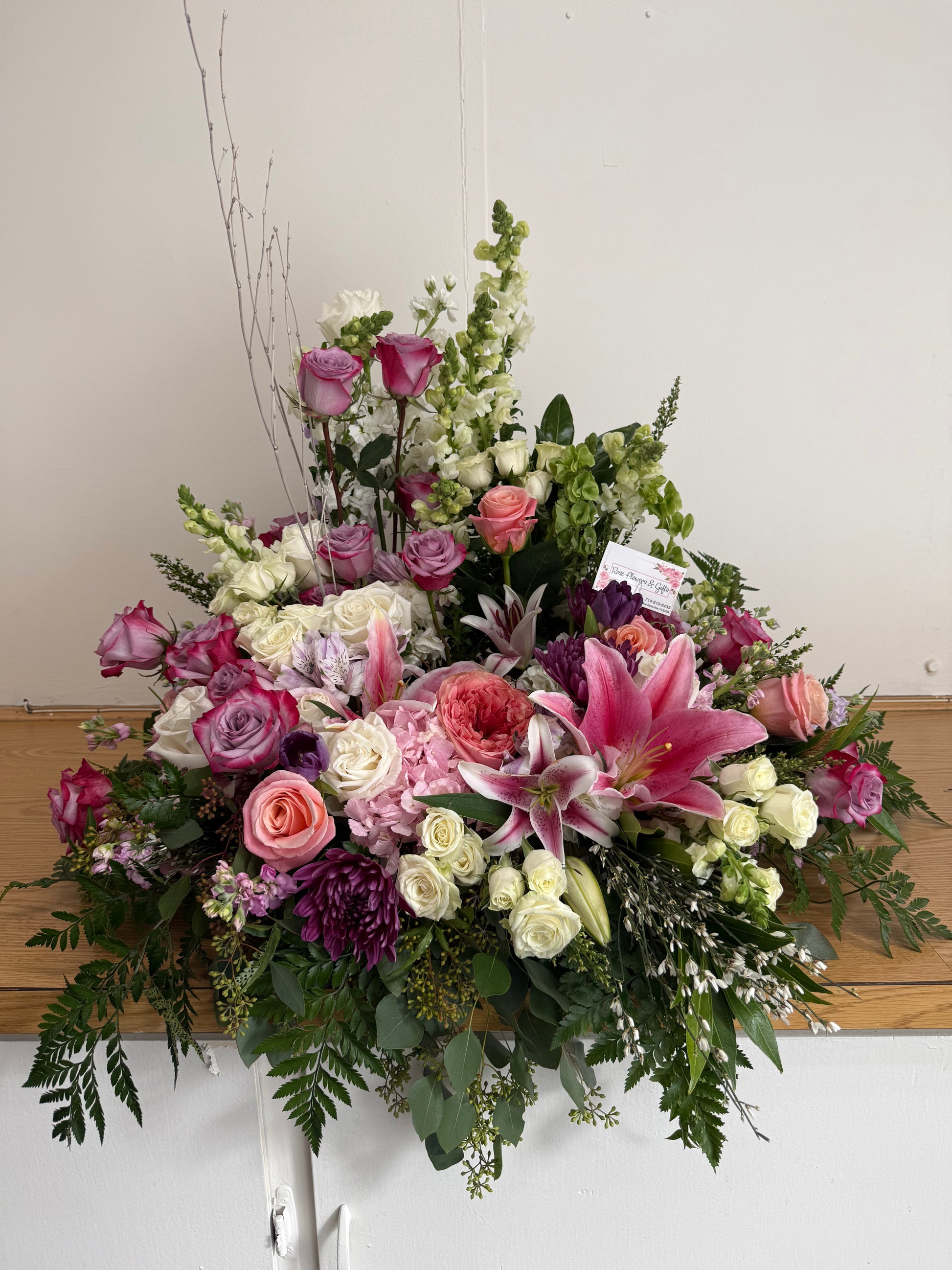 Blushing Elegance Memorial Urn