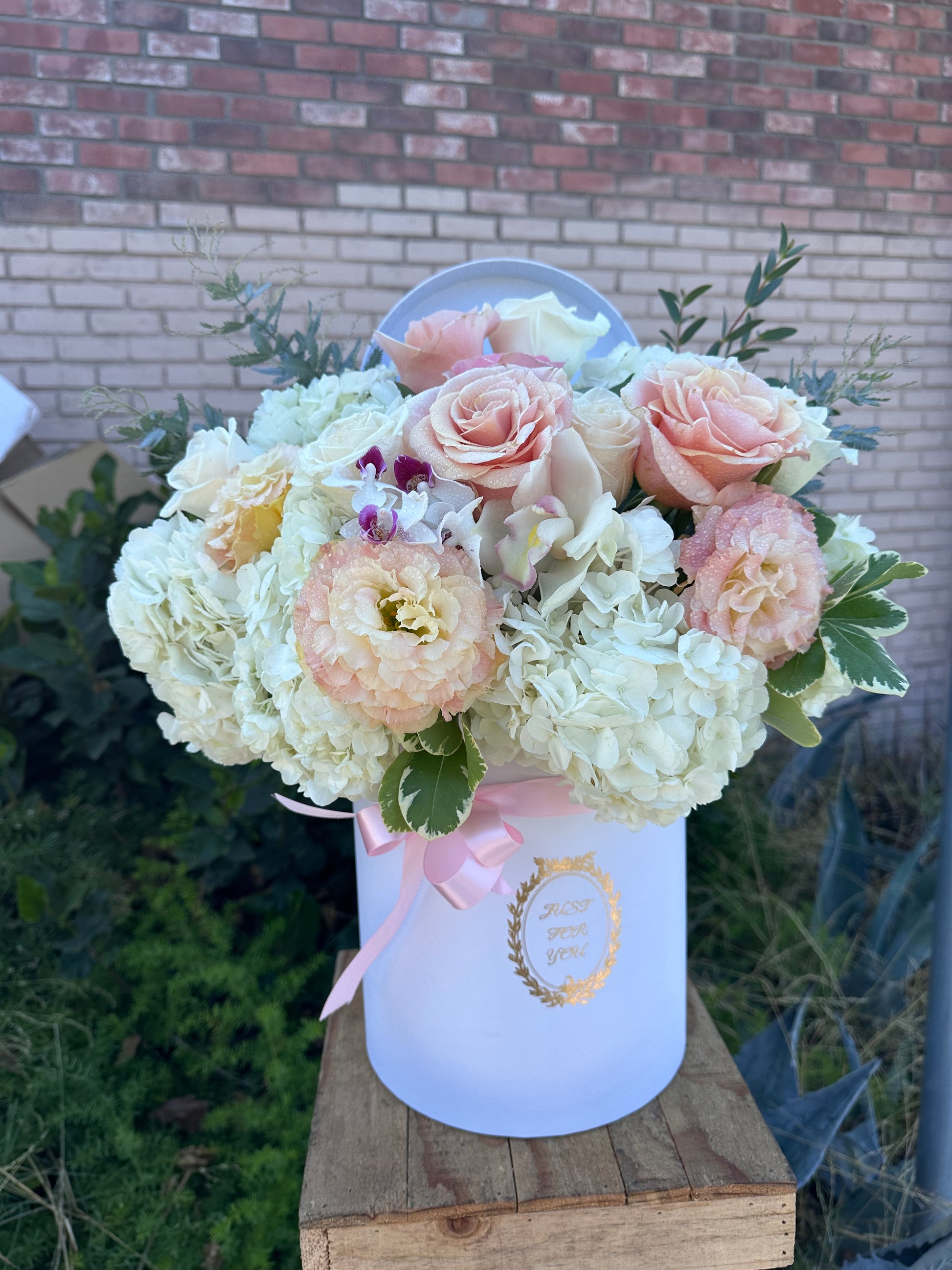 Luxe Bloom Flower Box