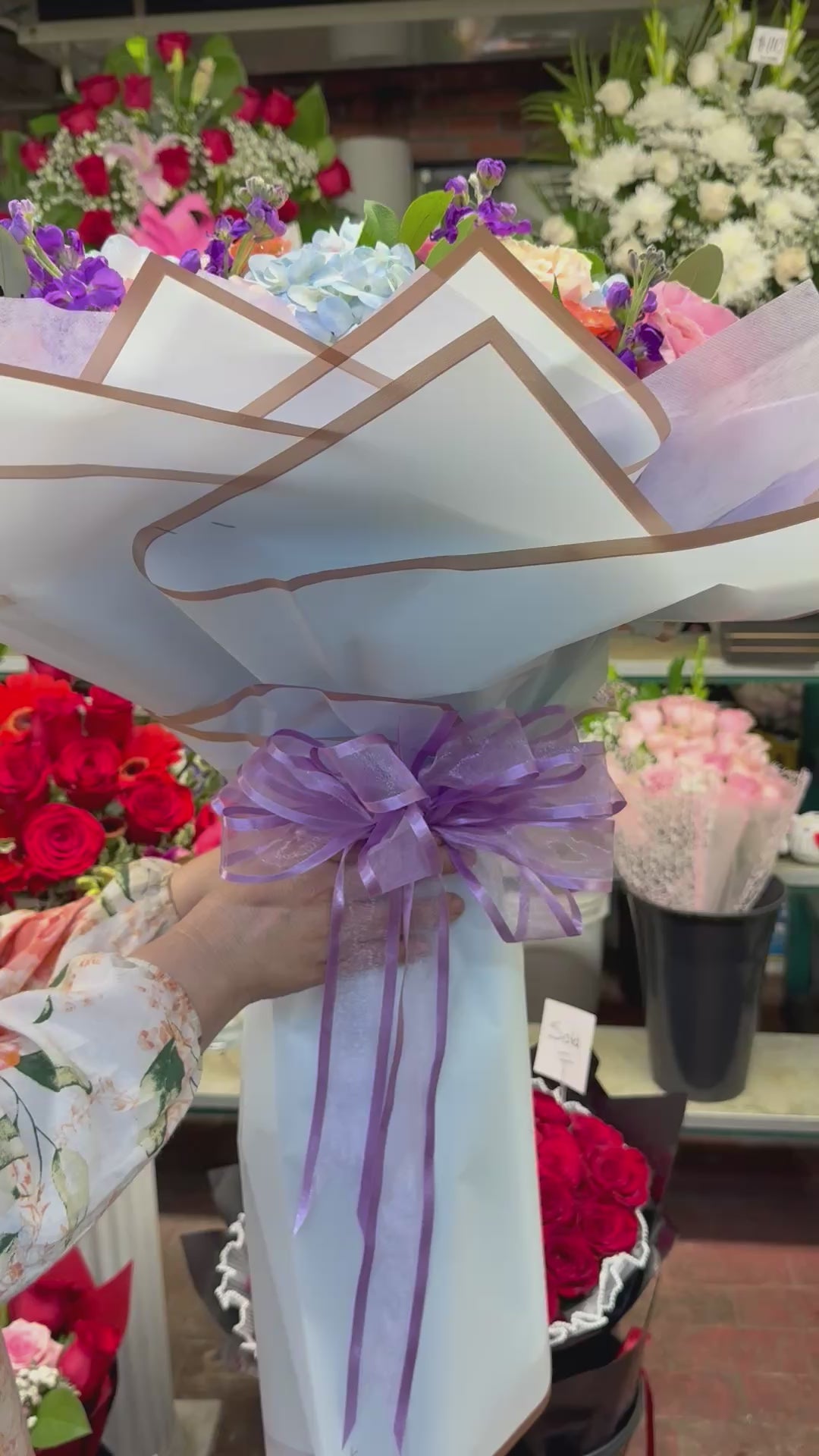 Rainbow Luxe Bunchon Bouquet